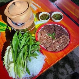 แจ่วฮ้อน คุณแม่ (หมูจุ่ม จิ้มจุ่ม)