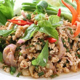 ลาบหมูแซ่บปากบาน