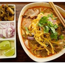 ข้าวซอยพิเศษ รวม