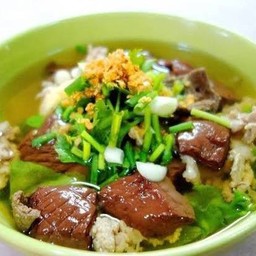 ต้มเลือดหมูเจ๊แมว