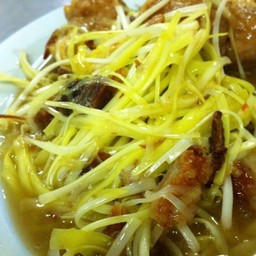 กุยช่ายขาวหมูกรอบ