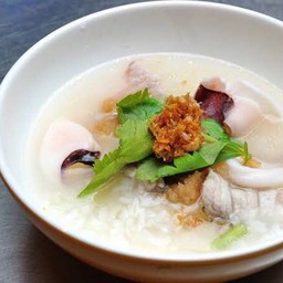 ข้าวต้มปลาหมึก