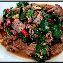 กระเพราเนื้อ