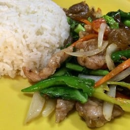 ข้าวราดผัดขี้เมา