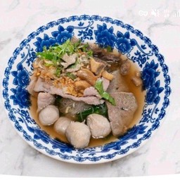 ก๋วยเตี๋ยวบ้านเหล่า