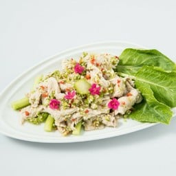 สันในหมูสะดุ้งก้านคะน้า