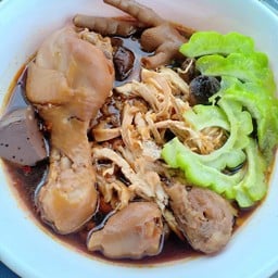 ไก่มะระ แยกช้าง สาขาหน้าซีเจแยกอุดม