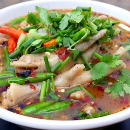 ต้มแซ่บซุปเปอร์ตีนไก่