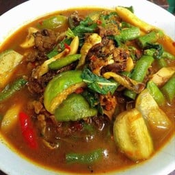 แกงป่าเนื้อโคขุน