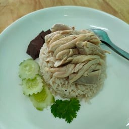 ข้าวมันไก่ต้มพิเศษ