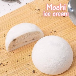 โมจิไอศครีม รสคุ้กกี้แอนด์ครีม ( 1 ลูก )