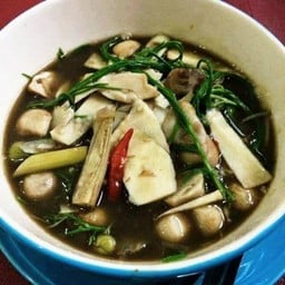 เเกงหน่อไม้