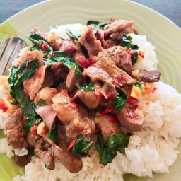 ข้าวราดกระเพรา