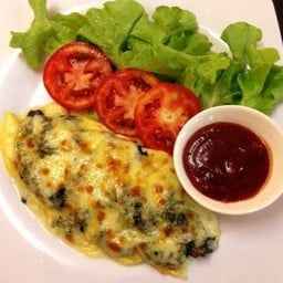 ปลาดอร์ลี่อบชีสและผักโขม