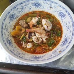 เจ๊เข่ง ก๋วยเตี๋ยวหมูตุ๋น(ประชาสงเคราะห์23)