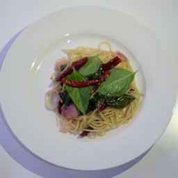 สปาเก็ตตี้ผัดขี้เมาทะเล