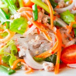 ยำวุ้นเส้น