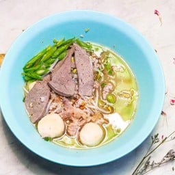 กุ๊ก-กัญ ก๋วยเตี๋ยวต้มยำสุโขทัย