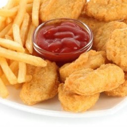 ชุดเฟรนฟรายนักเกตไก่กรอบ