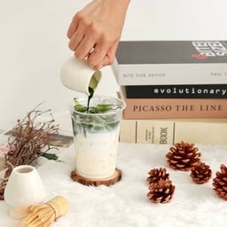 มัชฉะลาเต้ (เย็น)