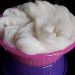 ขนมจีน