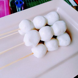 ลูกชิ้นปลาจัมโบ้