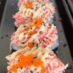 สลัดปูอัด ซูชิ