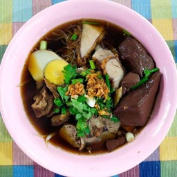 เกาเหลาก๋วยจั๊บน้ำข้น