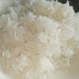 ข้าวสวยหอมมะลิ