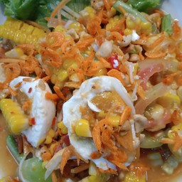 ตำข้าวโพดไข่เค็ม