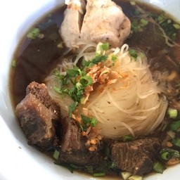 จัมโบ้เนื้อตุ๋น