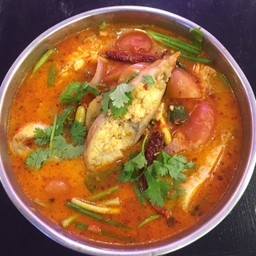 ต้มยำปลาทับทิมน้ำข้น