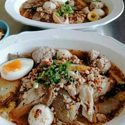 เตี๋ยวเครื่องแน่น