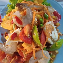 ตำข้าวโพดกุ้งสดไข่เค็ม