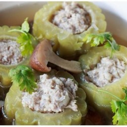 ต้มมะระยัดไส้