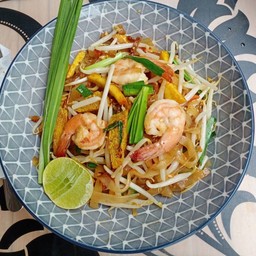 ย่าเพลินพาชิม