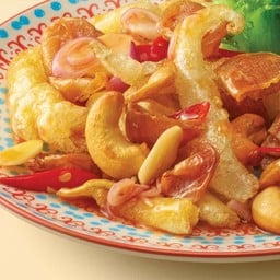 ยำสามกรอบ