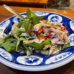 ยำไก่เวียดนาม