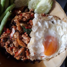 ข้าวกะเพราหมู