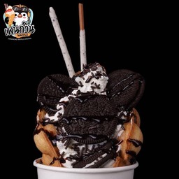 V18วาฟเฟิลครีมสดโอริโอ้ช็อค