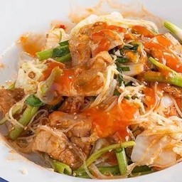 สุกี้แห้งหมู