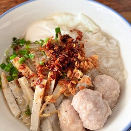 ก๋วยจั๊บหมูยอ