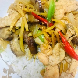 ข้าว ไก่ผัดขิง