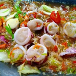 หมึกไข่นึ่งมะนาว