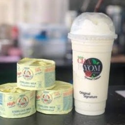 นมหมี