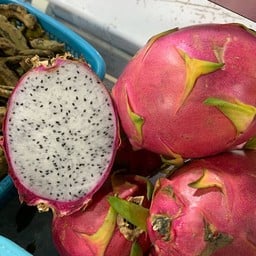 กะเสาะผลไม้สดประชาชื่น