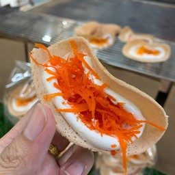 ขนมเบื้องไส้เค็ม