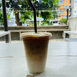 ลาเต้เย็น