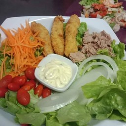 สลัดไก่กรอบ+ทูน่า