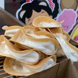 ขนมเบื้องไส้เค็มและครีม